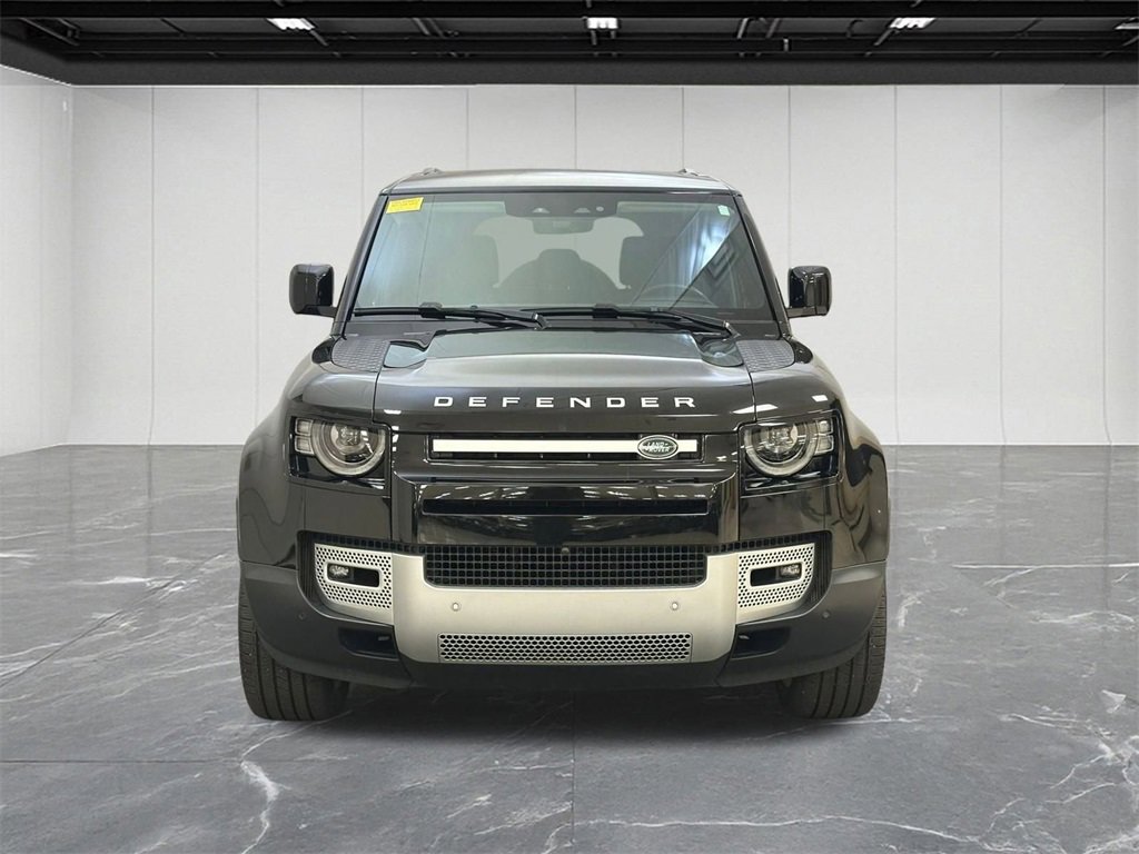 Used 2020 Land Rover Defender 110 First Edition image 14