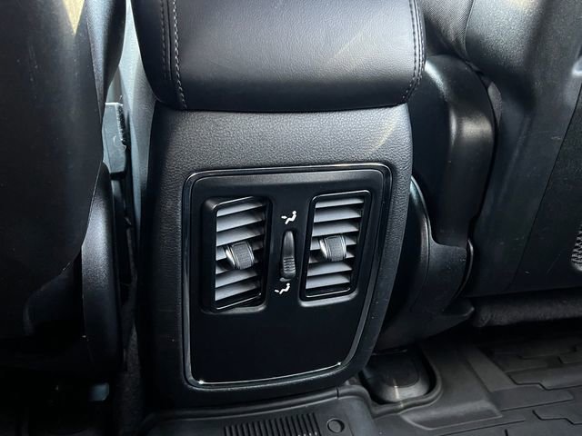 Used 2018 Jeep Grand Cherokee Laredo w/ All-Weather Capability Group image 31