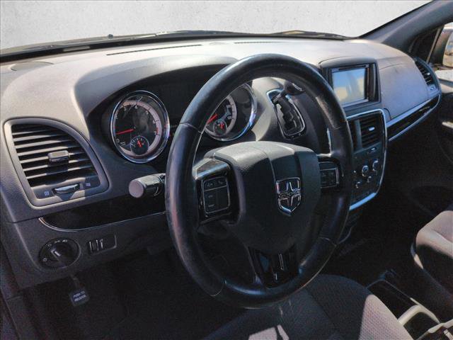Used 2014 Dodge Grand Caravan SE image 6