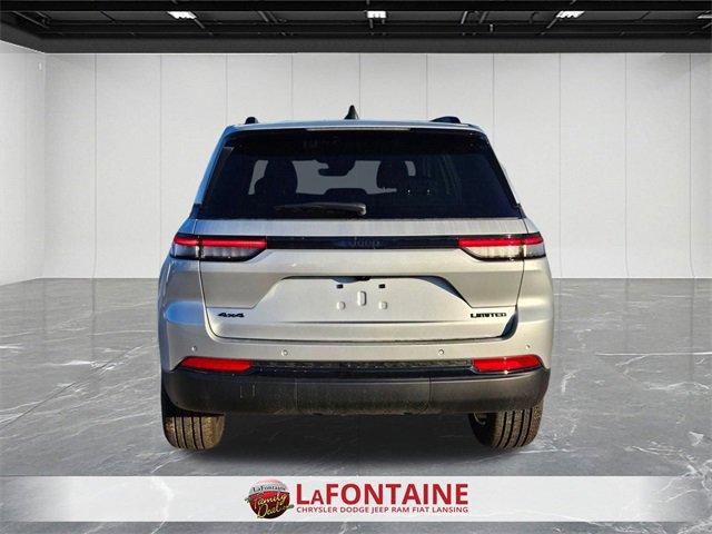 New 2025 Jeep Grand Cherokee Limited w/ Black Appearance Package image 4