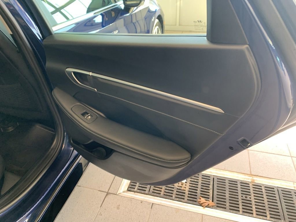 Certified 2021 Hyundai Sonata Limited w/ Winter Weather Package image 18