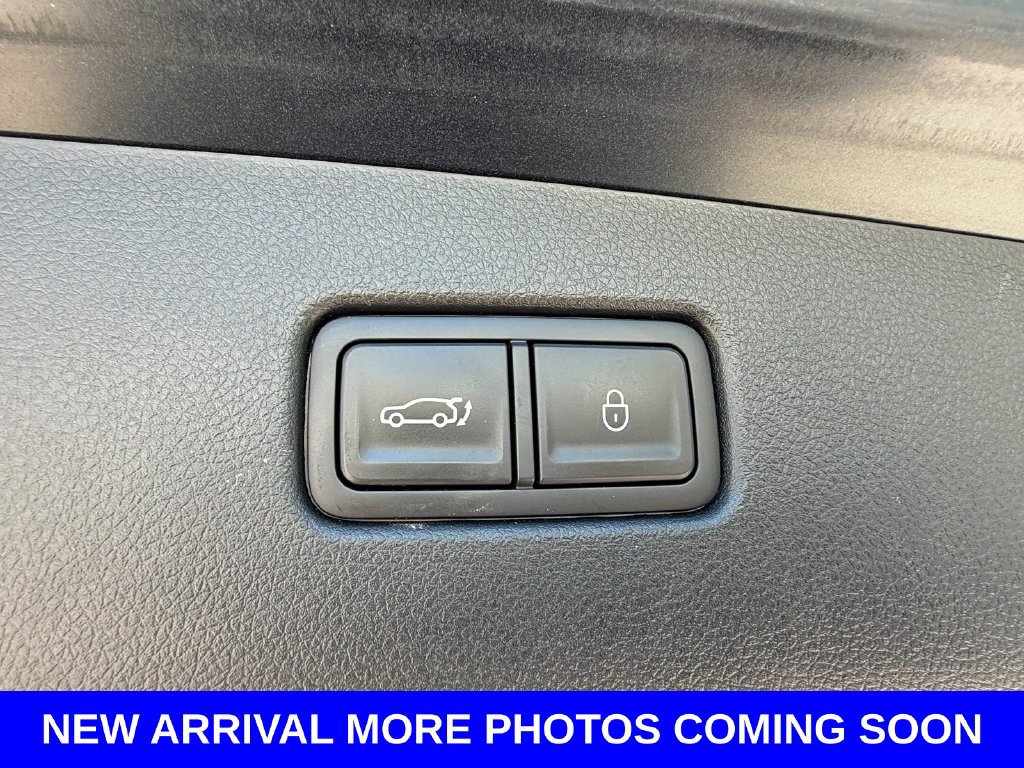 Used 2025 Genesis GV70 2.5T AWD/4WD image 15