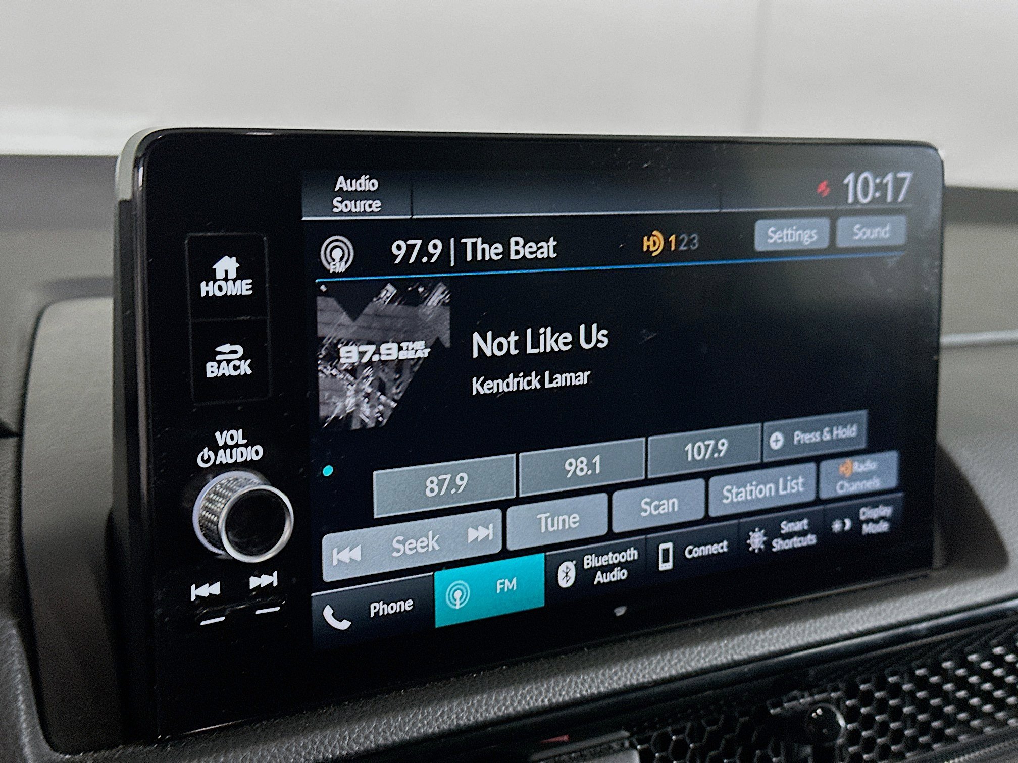 Used 2024 Honda CR-V EX-L image 19