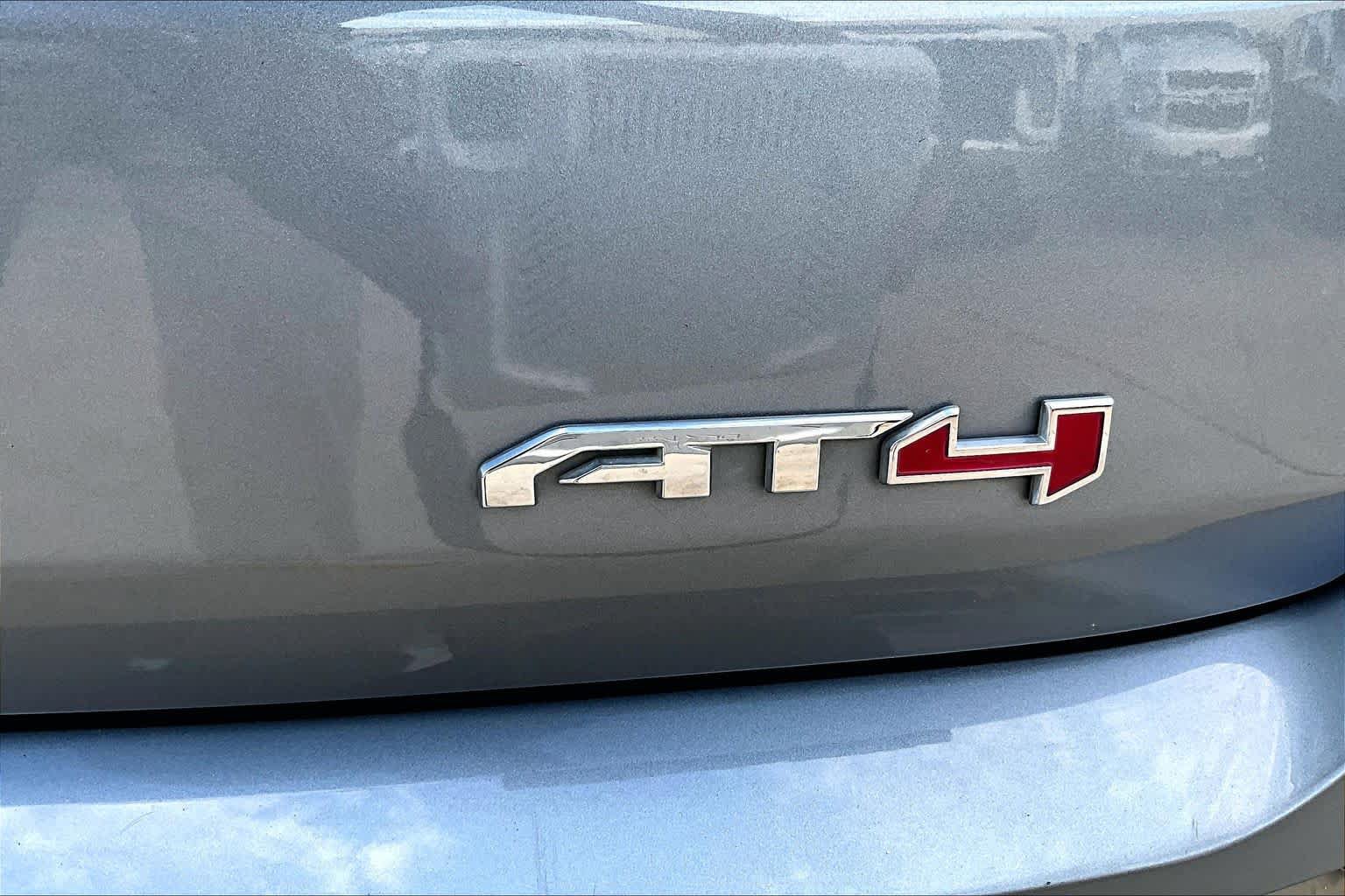 Used 2024 GMC Terrain AT4 w/ Tech Package AWD/4WD image 10