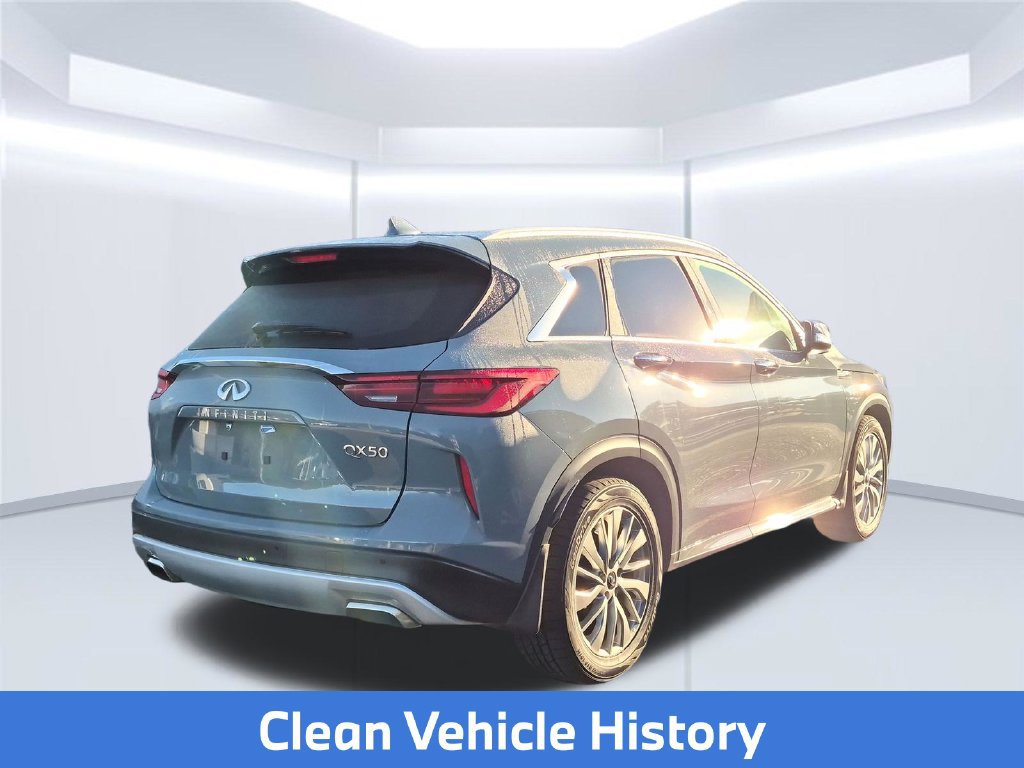 Used 2023 INFINITI QX50 Luxe FWD image 4