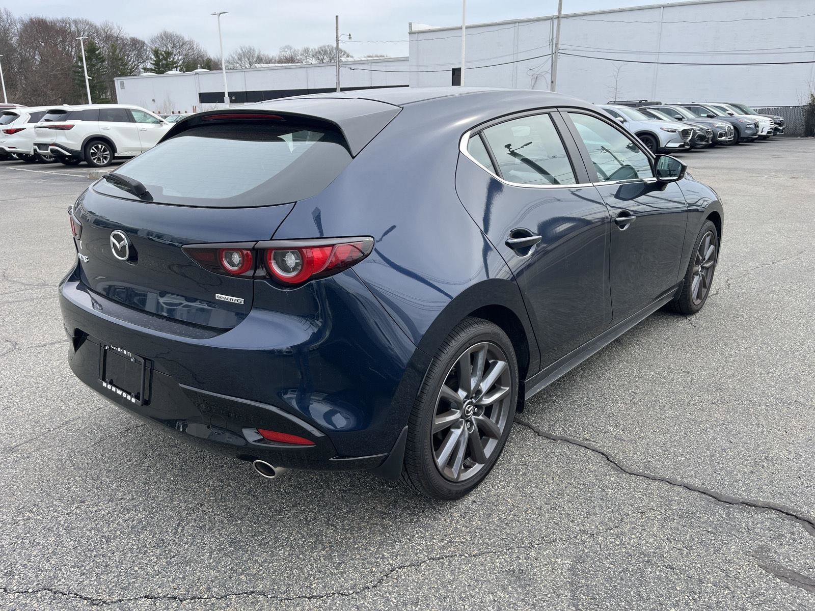 Used 2025 MAZDA MAZDA3 s image 3