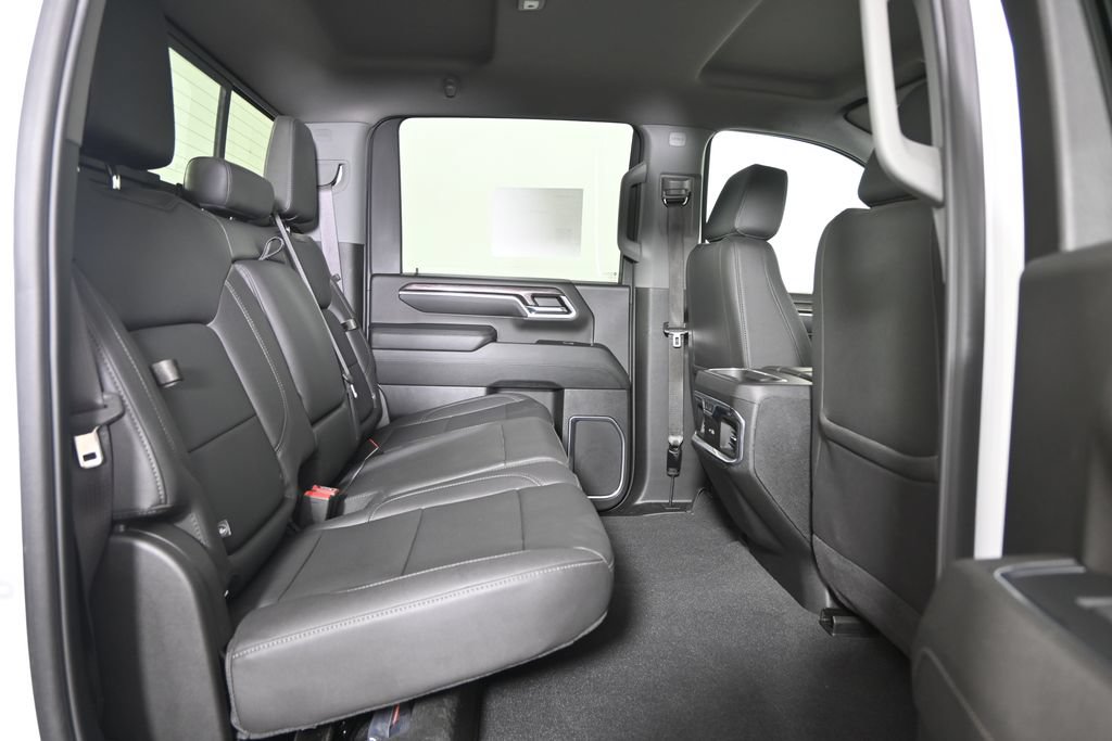 Used 2024 Chevrolet Silverado 2500 LTZ w/ LTZ Plus Package AWD/4WD image 16