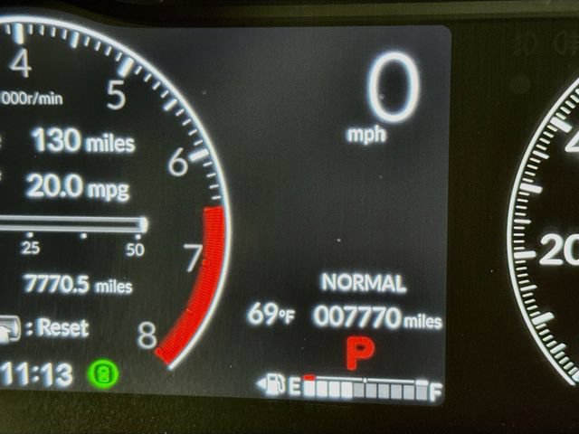 Used 2025 Honda Pilot EX-L image 2