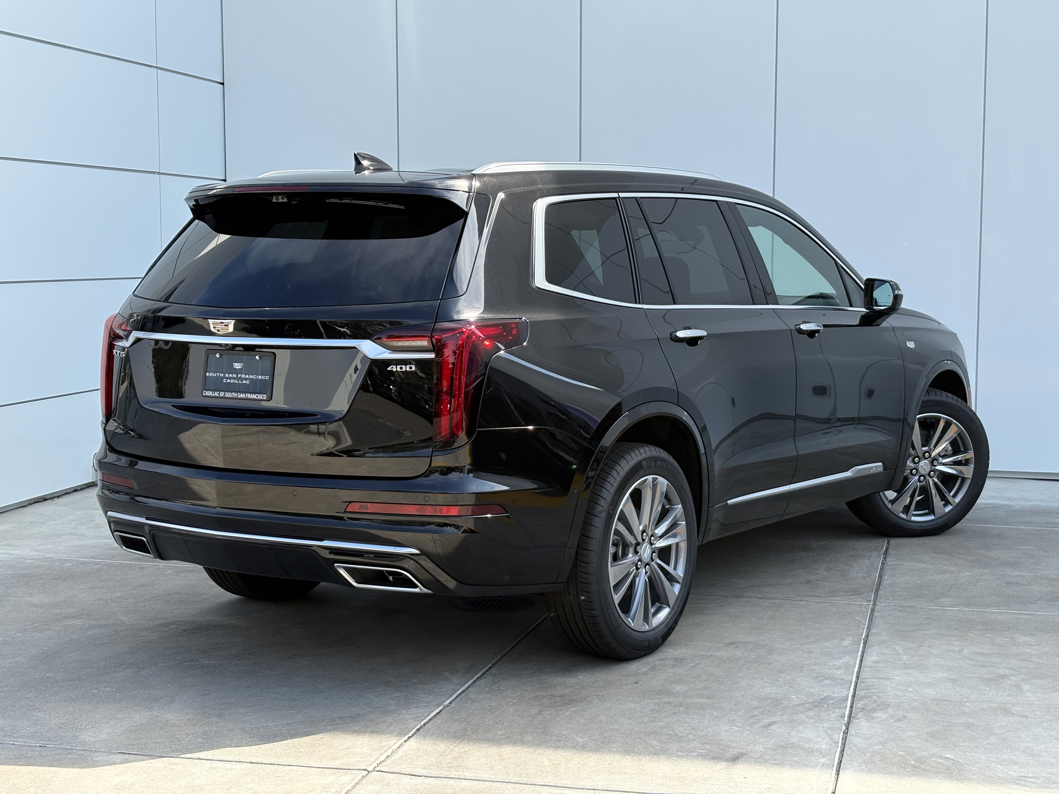 New 2025 Cadillac XT6 Premium Luxury w/ Technology Package image 7