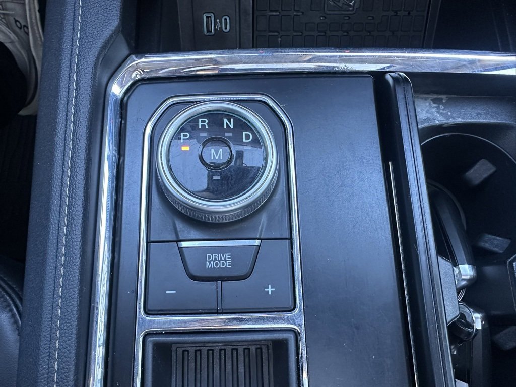 Used 2023 Ford Expedition XLT image 15