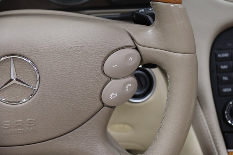Used 2008 Mercedes-Benz SL 550 image 49