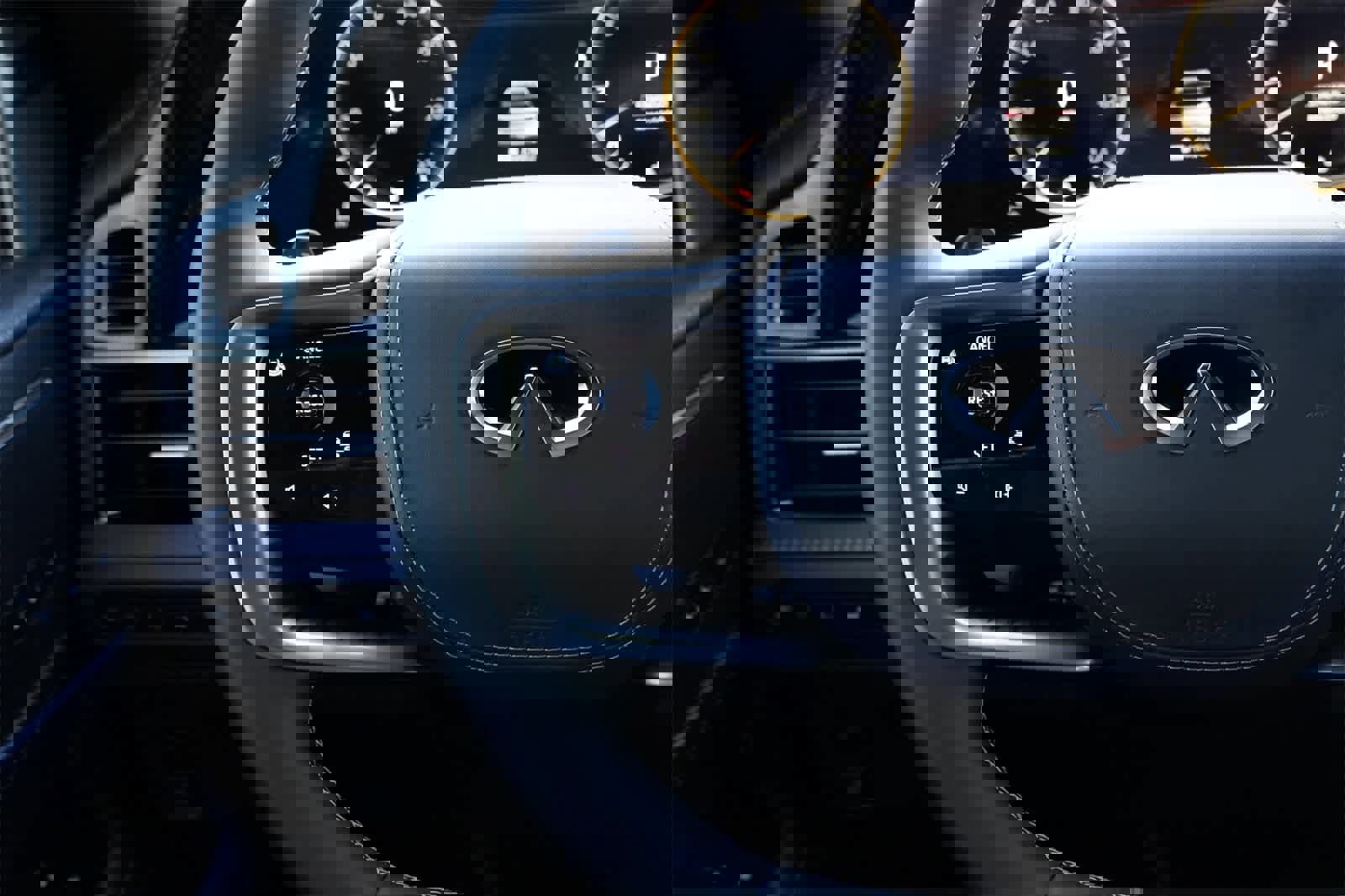 New 2026 INFINITI QX80 4WD image 10