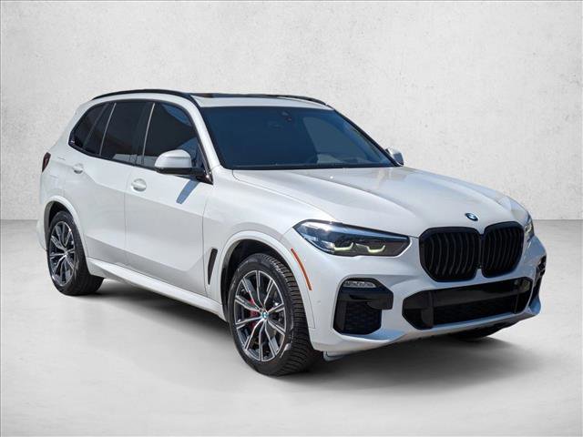 Used 2021 BMW X5 xDrive40i w/ M Sport Package AWD/4WD image 3