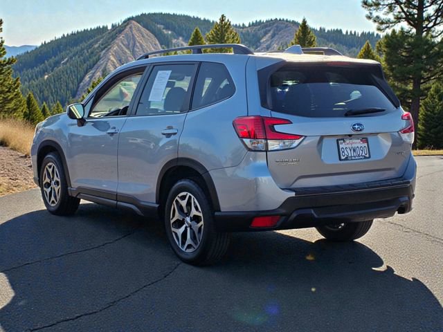 Used 2020 Subaru Forester Premium image 4