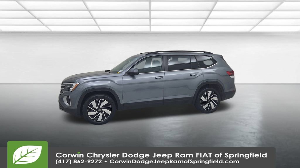 Used 2025 Volkswagen Atlas SE image 8