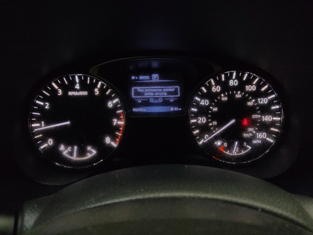 Used 2016 Nissan Pathfinder SV AWD/4WD image 23
