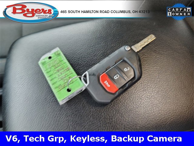 Used 2024 Jeep Wrangler Sport S image 28