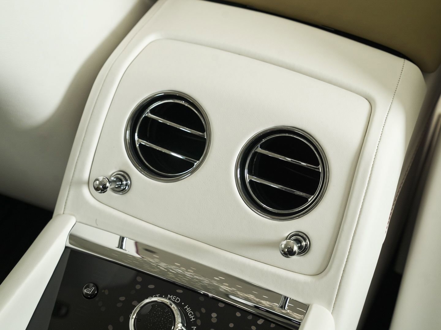 Certified 2024 Rolls-Royce Spectre w/ Spectre Launch Package image 88