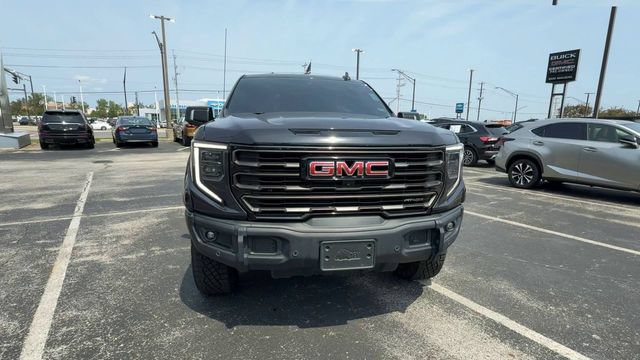 Used 2023 GMC Sierra 1500 AT4X AWD/4WD image 3