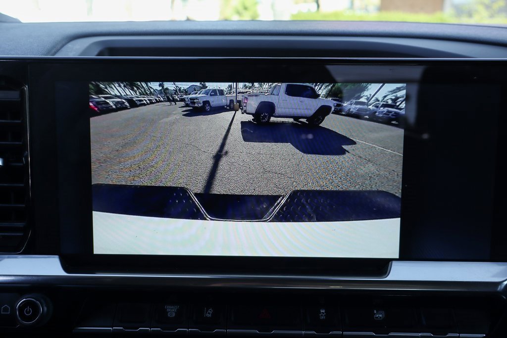 Used 2025 Chevrolet Silverado 3500 LT w/ Convenience Package image 34