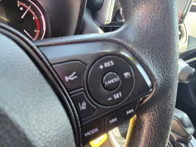 Used 2023 Toyota RAV4 LE AWD/4WD image 29