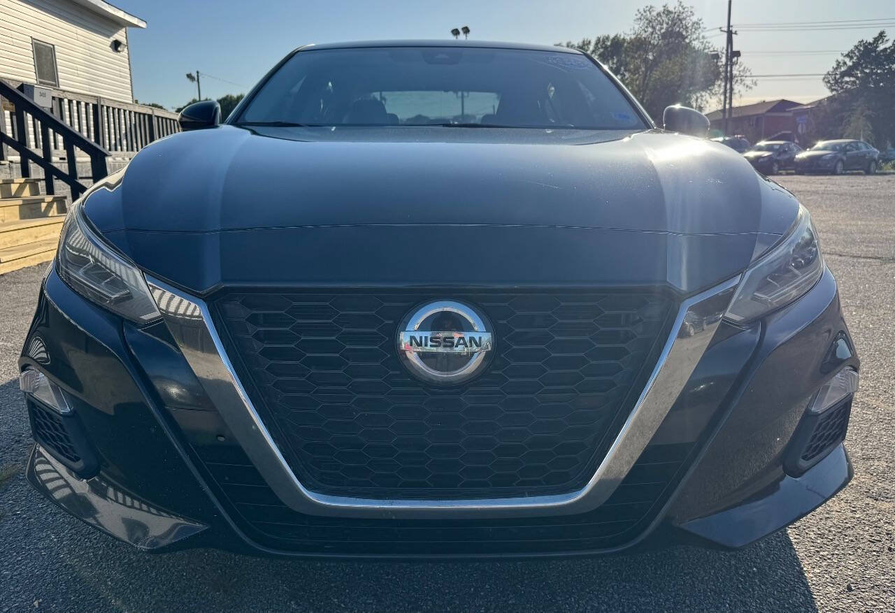 Used 2020 Nissan Altima 2.5 SR FWD image 8