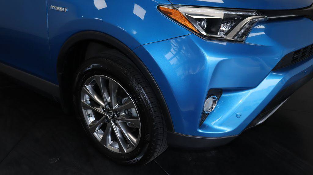 Used 2017 Toyota RAV4 Limited w/ Advanced Technology Package AWD/4WD image 13