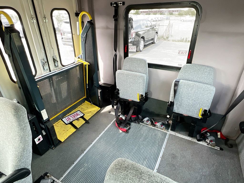 Used 2016 Ford E-450 and Econoline 450 Super Duty w/ Shuttle Bus Prep Package RWD image 22