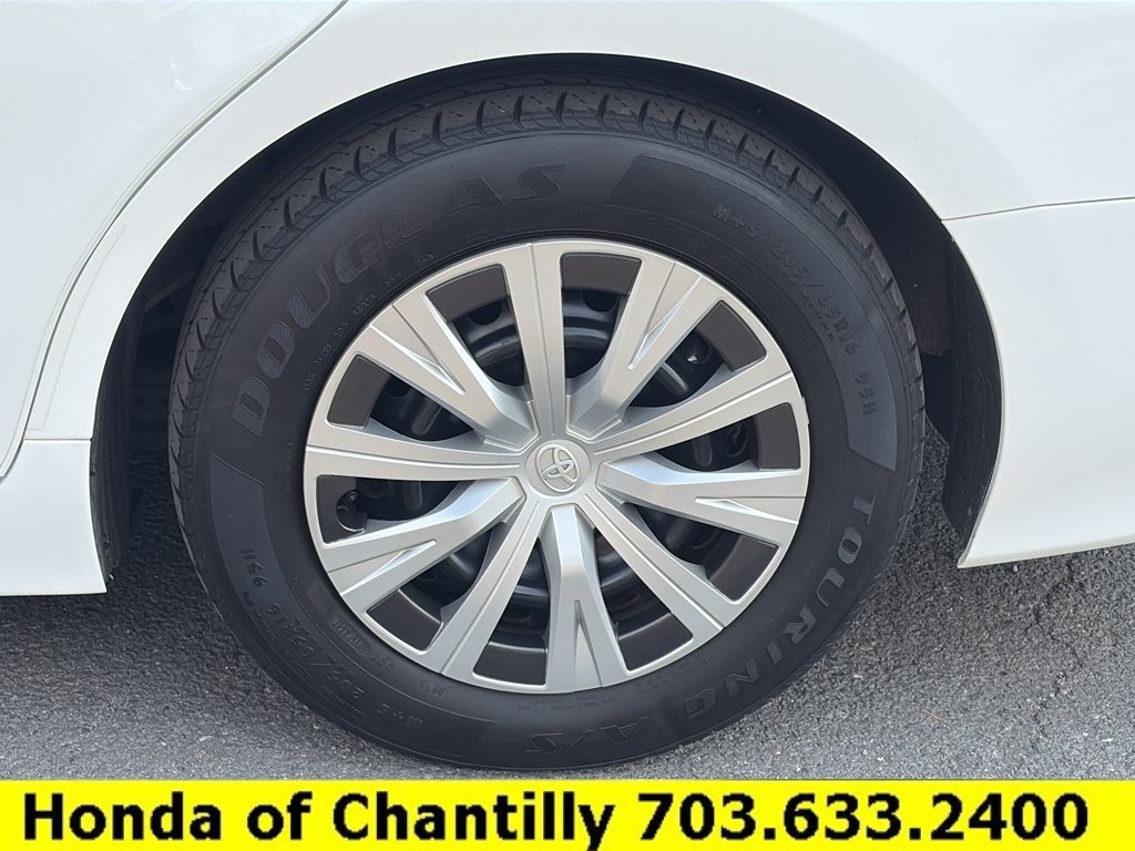 Used 2022 Toyota Camry LE FWD image 25