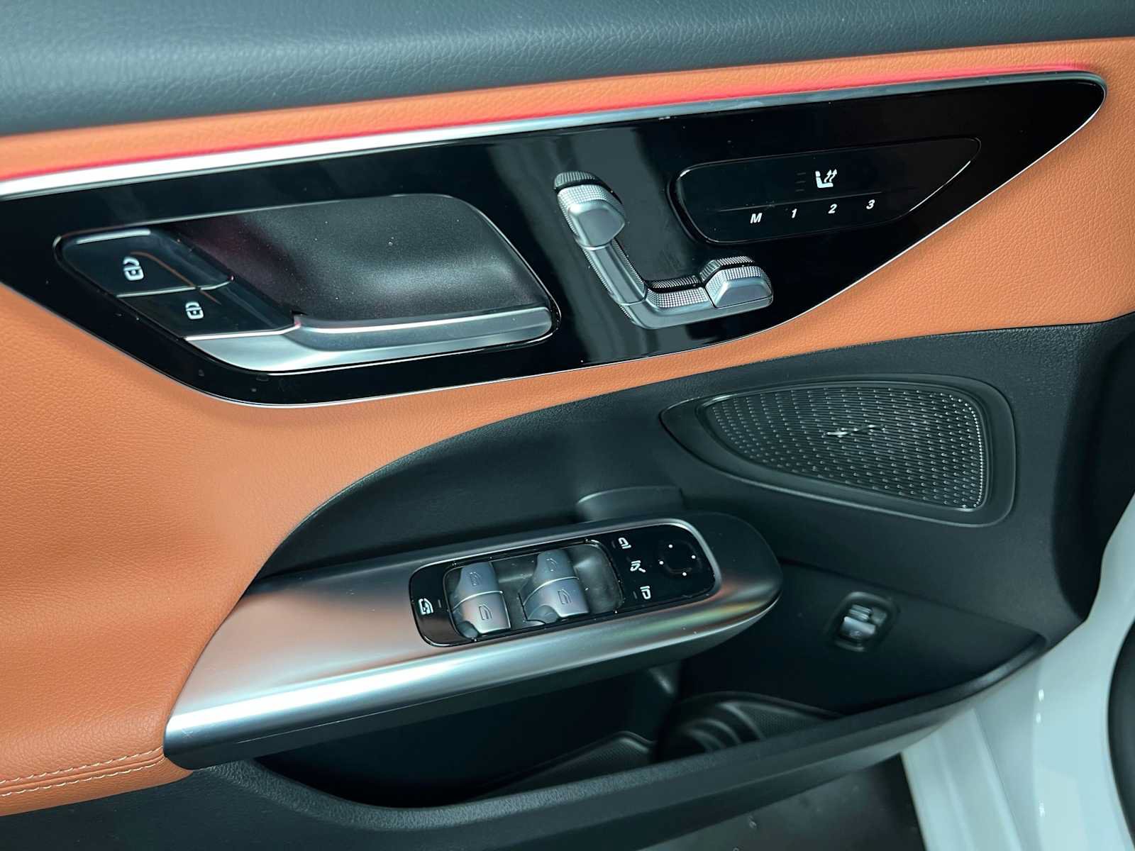 Certified 2026 Mercedes-Benz C 300 4MATIC Sedan image 23