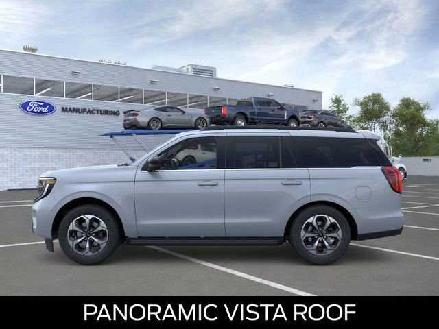 New 2026 Ford Expedition Active image 3