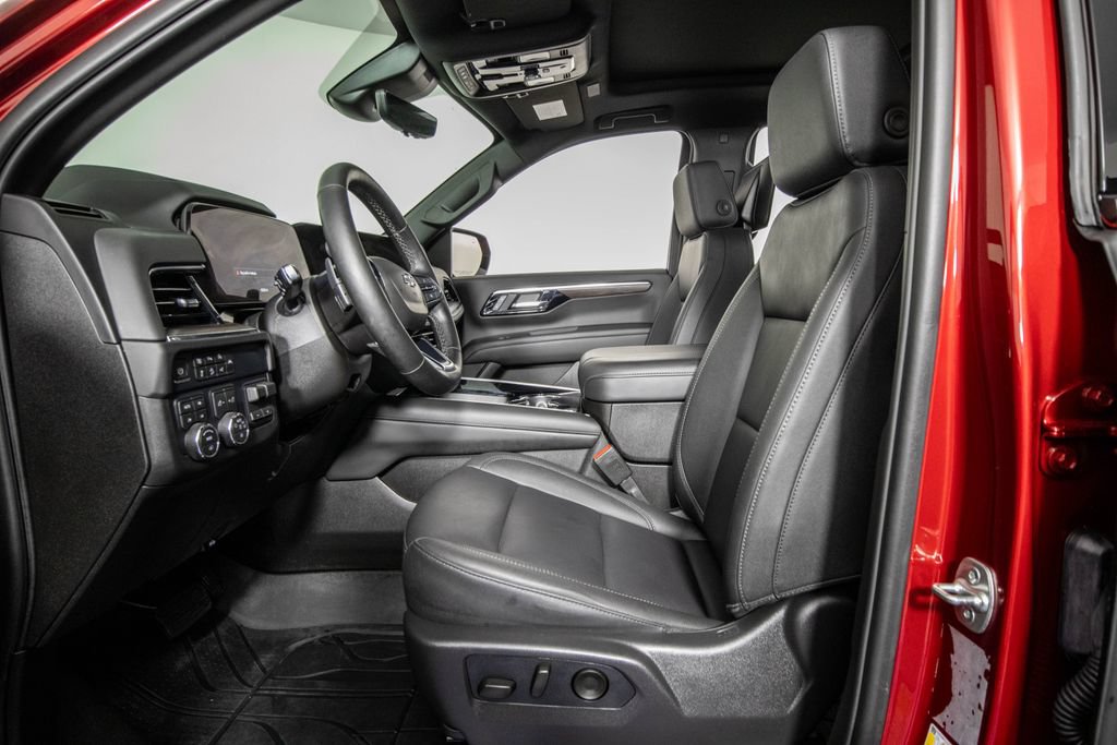 Used 2026 Chevrolet Tahoe Z71 w/ Z71 Off-Road Package AWD/4WD image 10