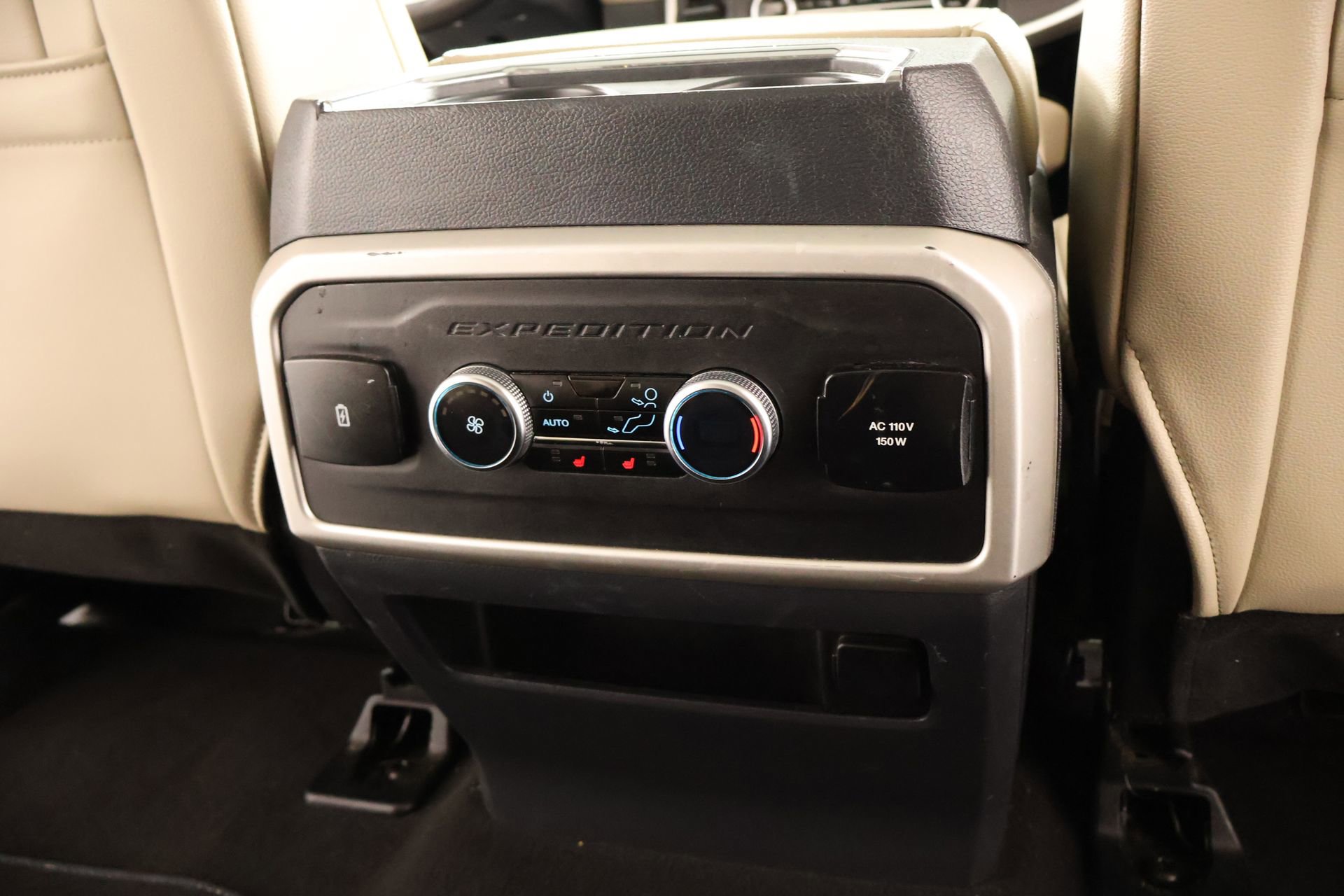 Used 2024 Ford Expedition Max Limited image 17