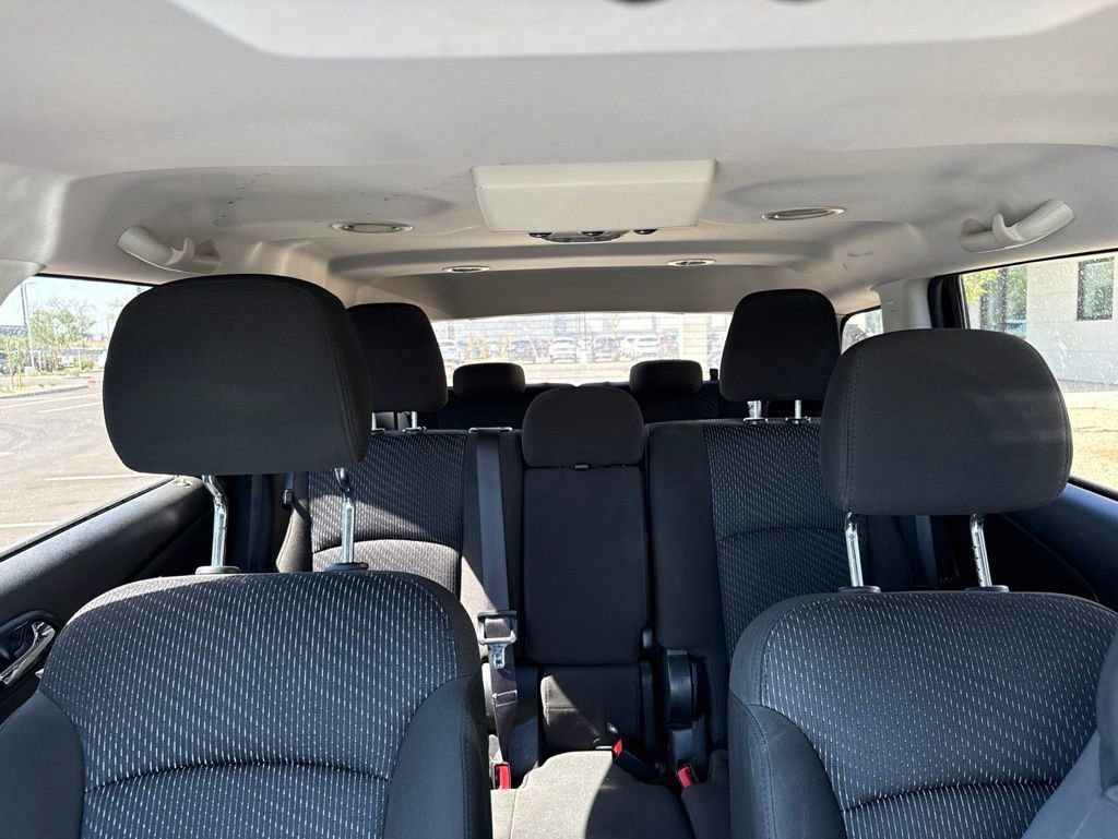 Used 2019 Dodge Journey SE w/ Connectivity Group FWD image 8