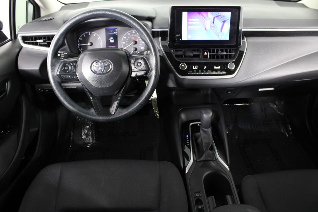 Used 2024 Toyota Corolla LE FWD image 7