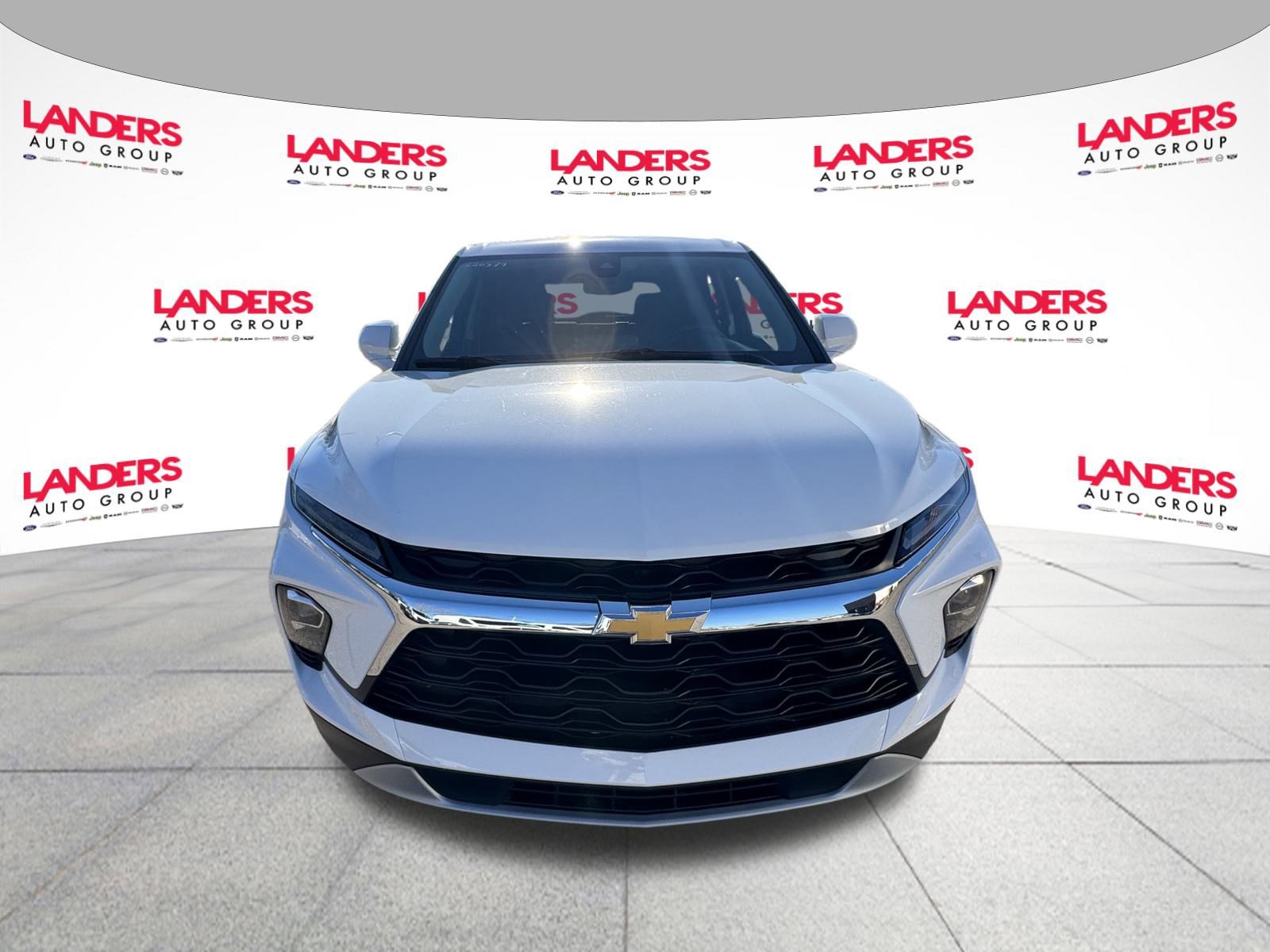 Used 2025 Chevrolet Blazer LT image 8