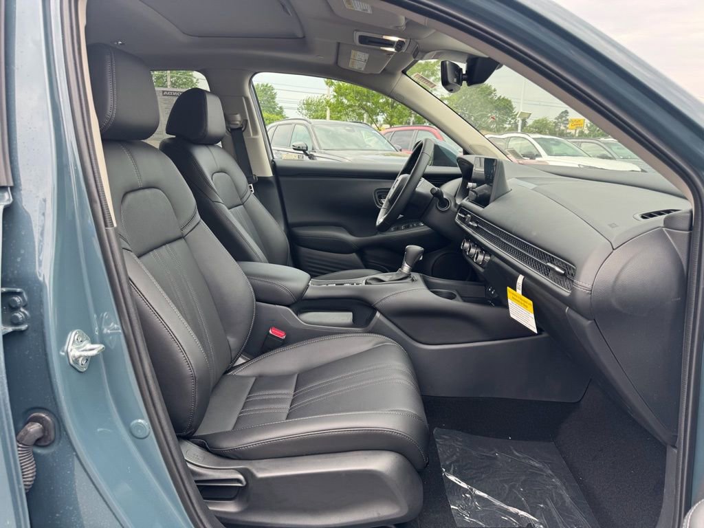 New 2026 Honda HR-V EX-L image 16