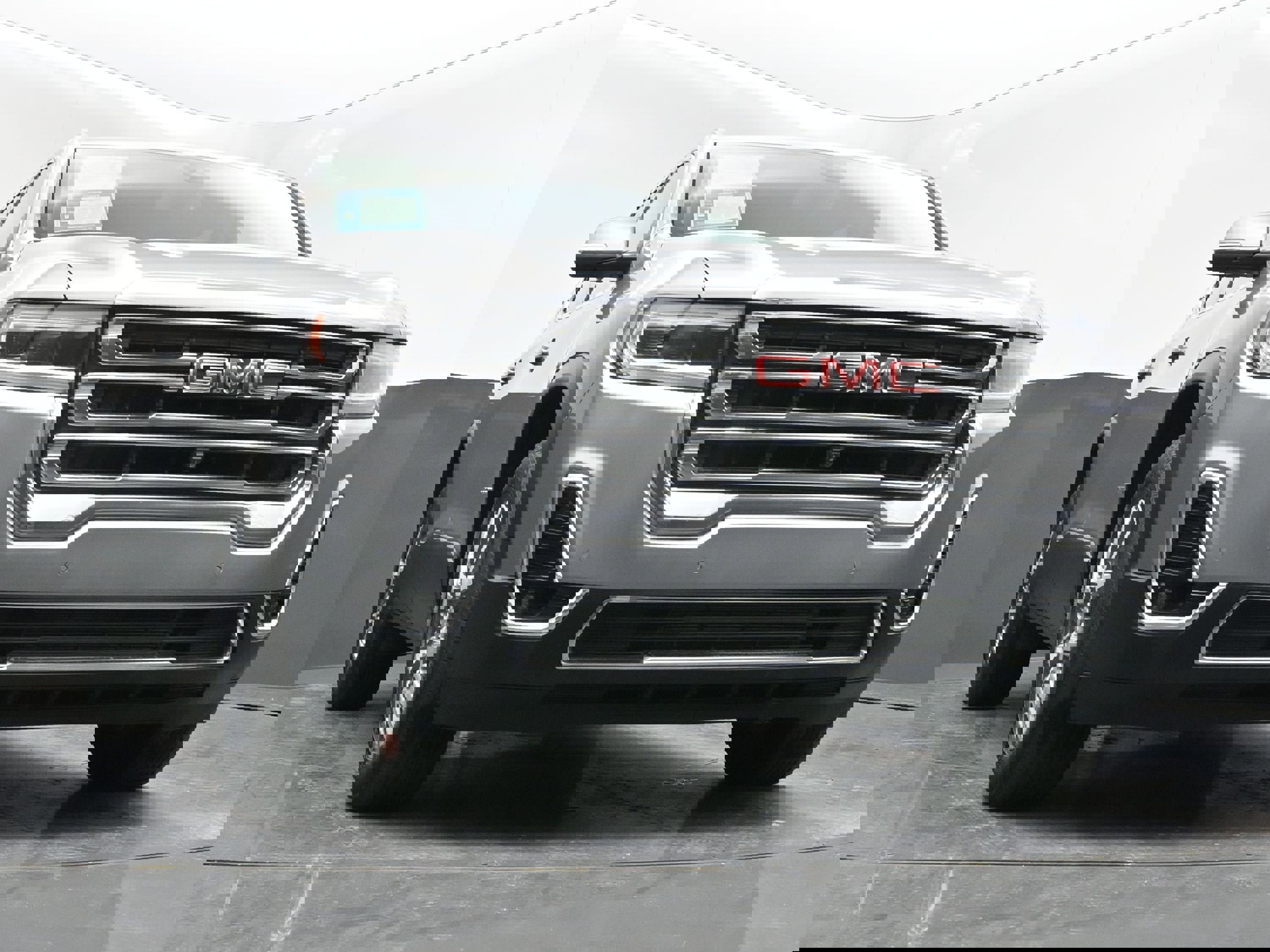 Used 2023 GMC Acadia SLT w/ Technology Package image 42