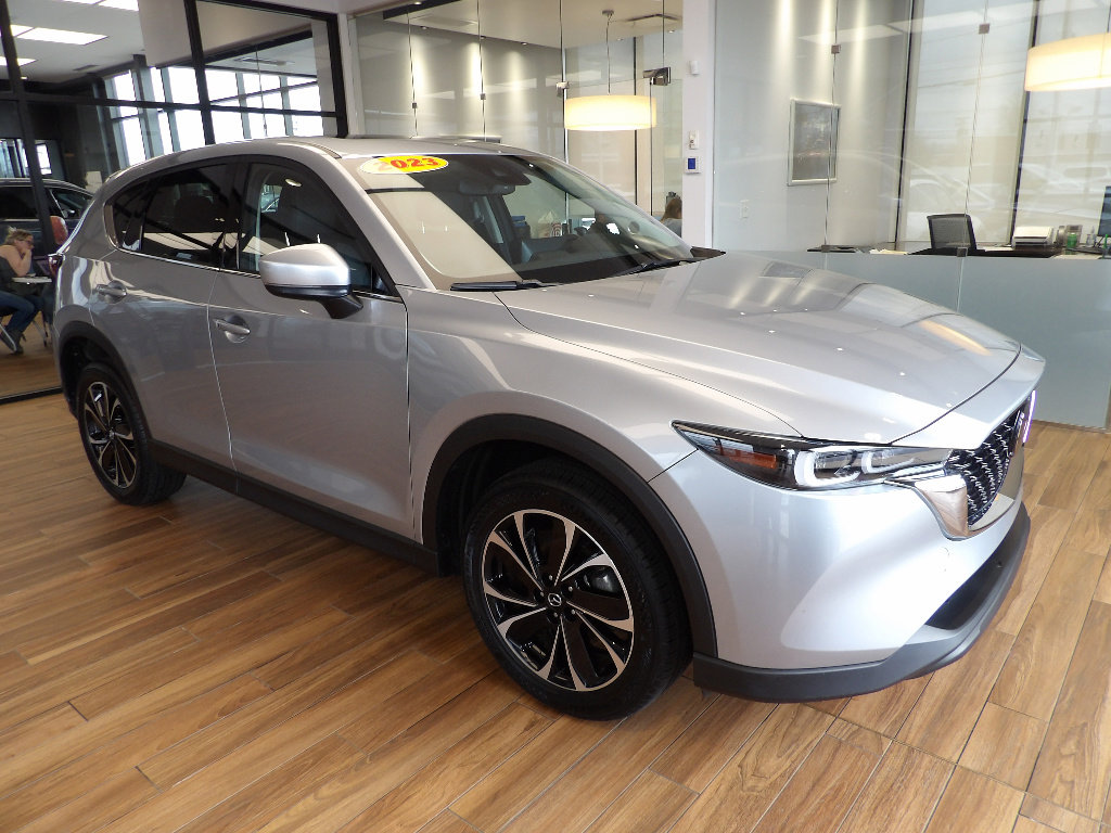 Certified 2023 MAZDA CX-5 AWD 2.5 S w/ Premium Package image 3