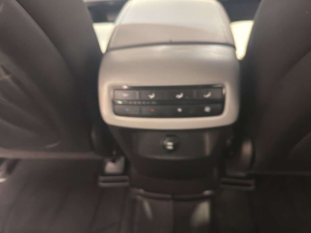 Used 2021 Hyundai Palisade SE w/ Winter Package image 28