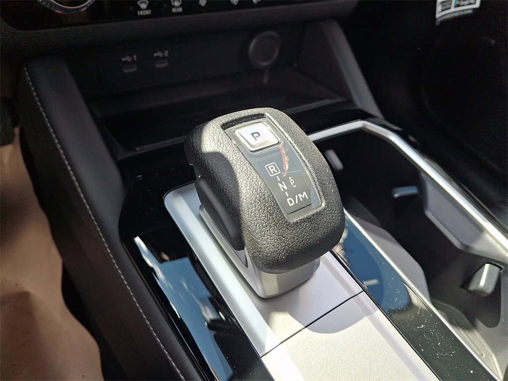 New 2026 Mitsubishi Outlander ES image 9