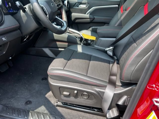 New 2026 Chevrolet Colorado Z71 w/ Midnight Edition AWD/4WD image 9