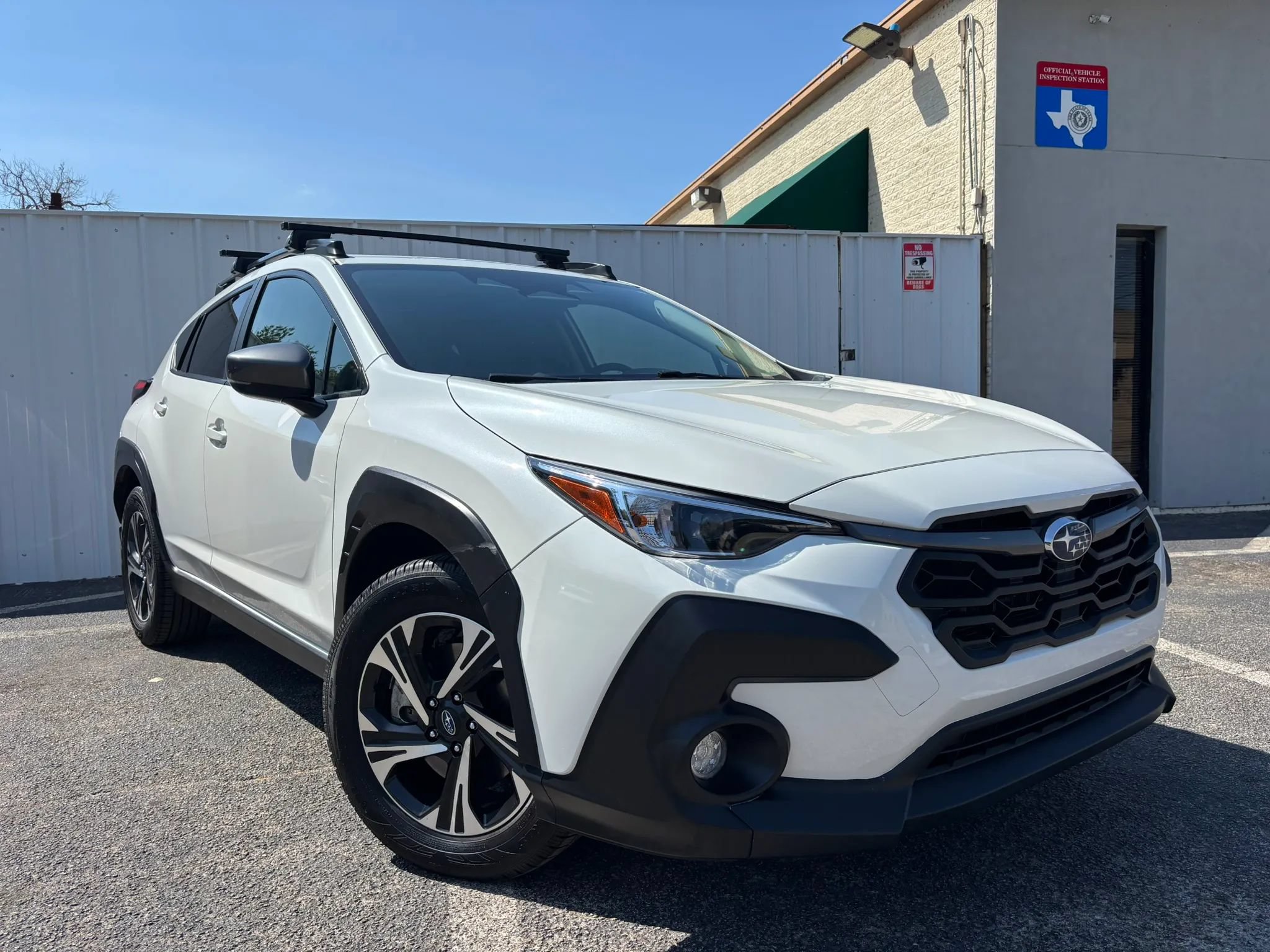 Used 2024 Subaru Crosstrek 2.0i Premium AWD/4WD image 9