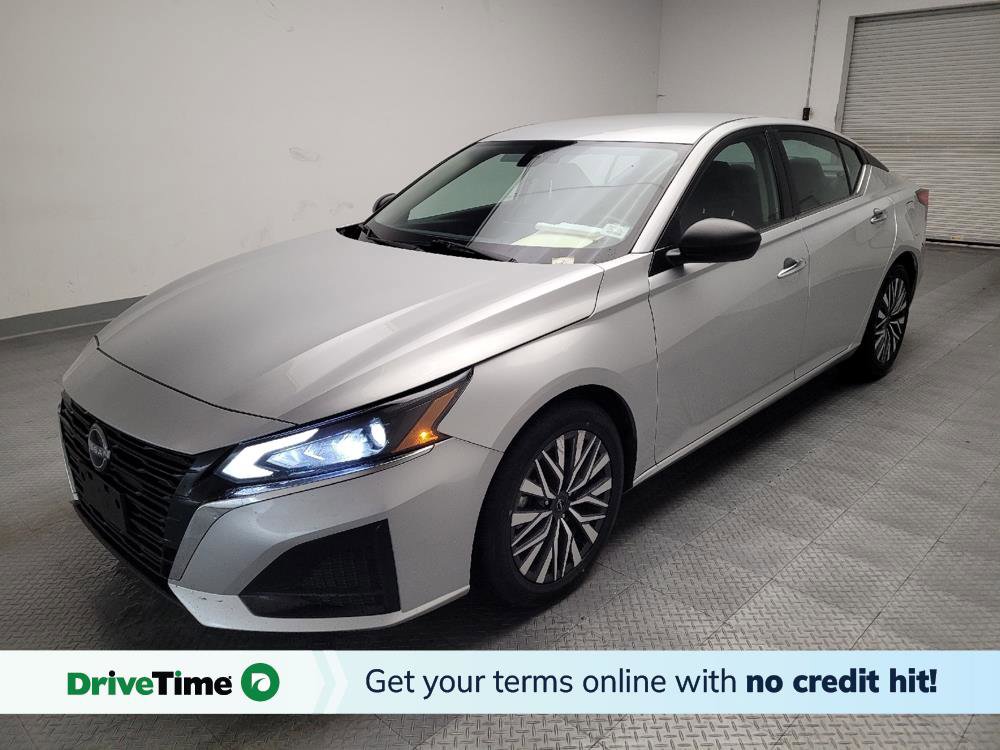 Used 2024 Nissan Altima 2.5 SV