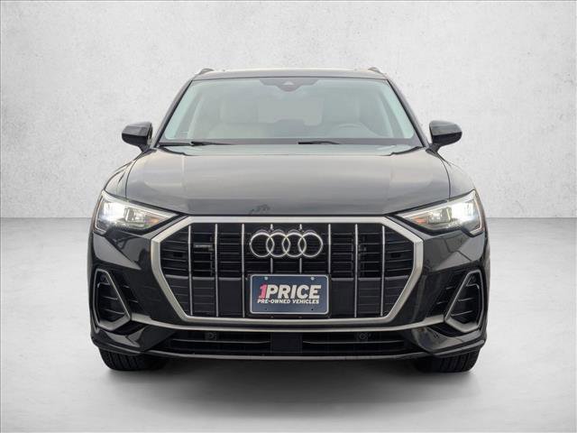 Used 2022 Audi Q3 2.0T Premium image 2