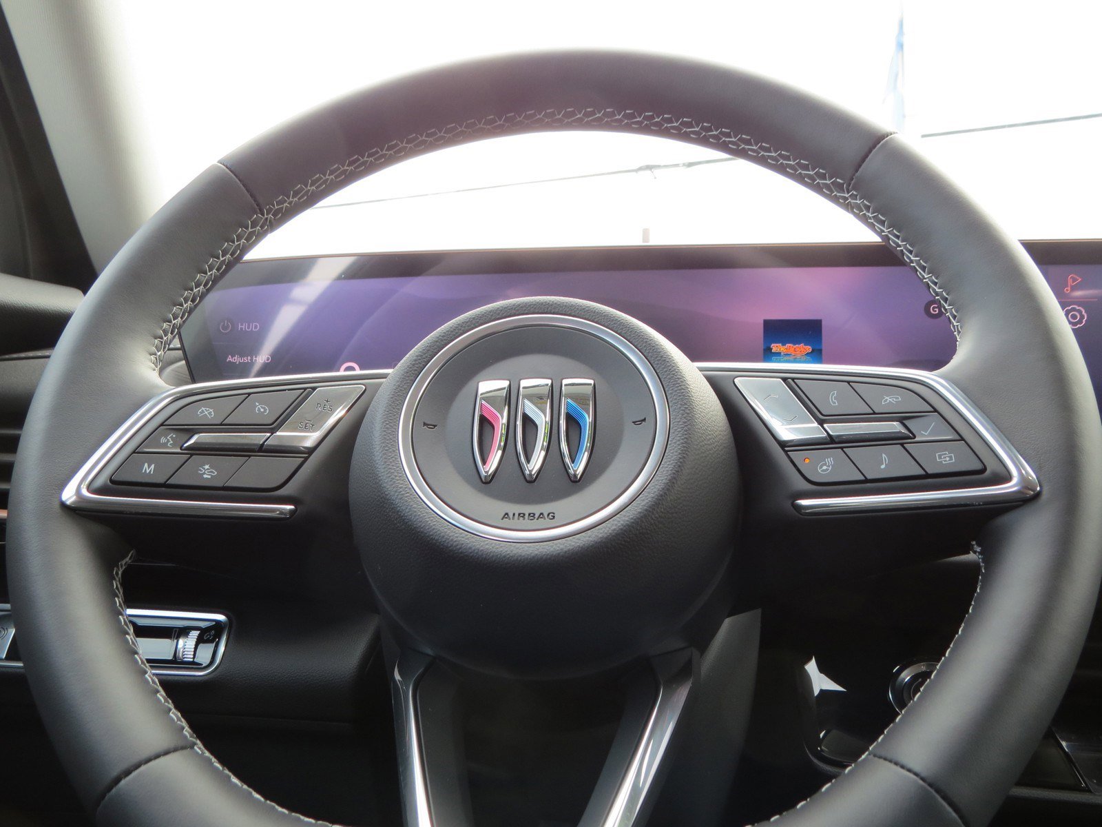 New 2025 Buick Envision Sport Touring image 21