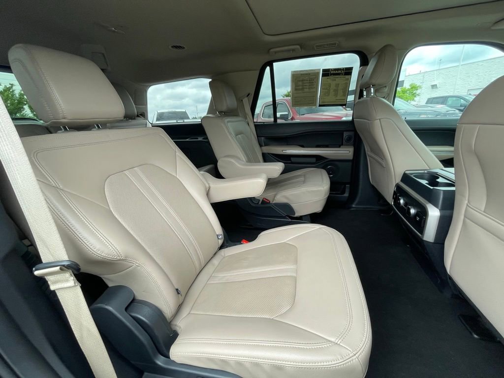 Used 2024 Ford Expedition Limited AWD/4WD image 27