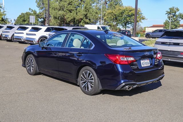 Used 2018 Subaru Legacy 2.5i Premium AWD/4WD image 2