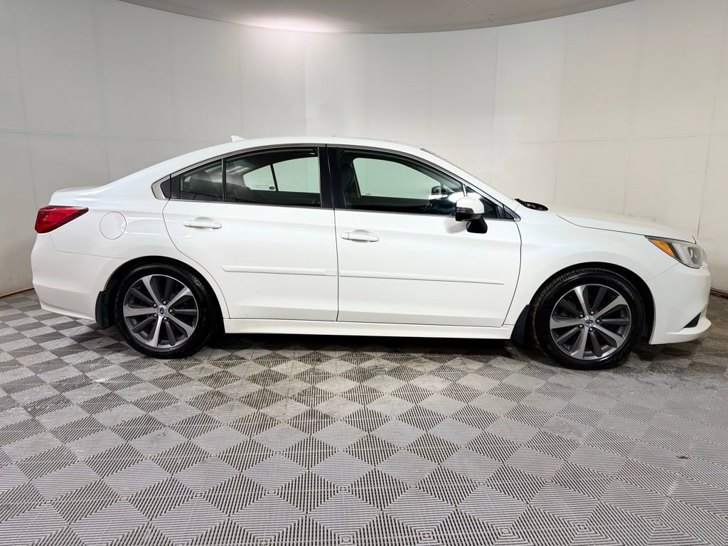 Used 2017 Subaru Legacy 2.5i Limited image 8