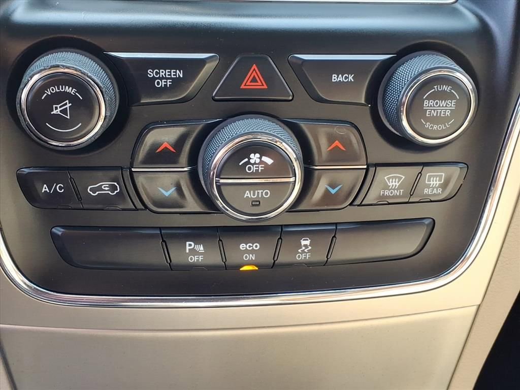 Used 2015 Jeep Grand Cherokee Limited w/ Trailer Tow Group IV image 8